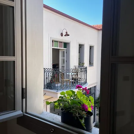 Timeless Elegance I 19th Century 1 Bedroom Διαμέρισμα Ayvalı